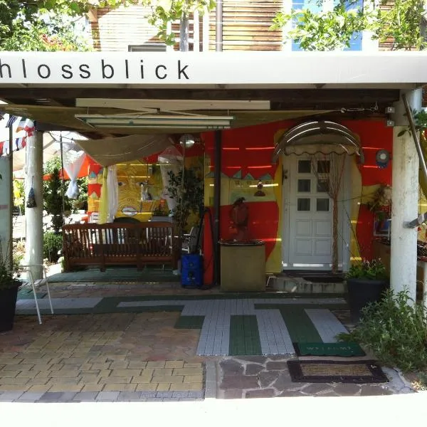 Gästeapartement Schlossblick, hotel di Neuhaus am Klausenbach