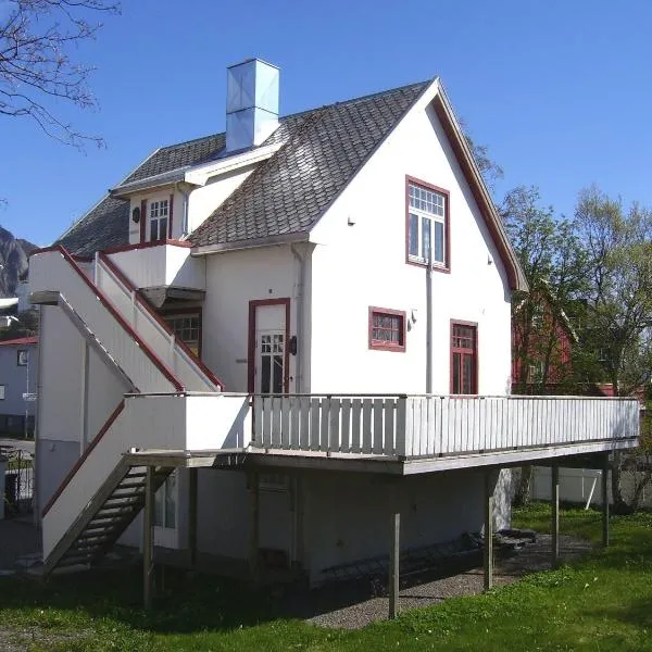 Villa Svolvær, hotel in Digermulen