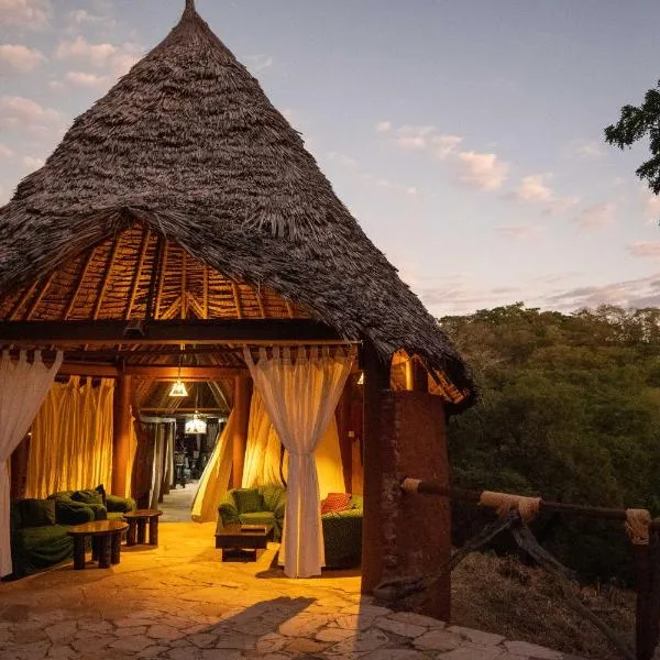 Sable Mountain Lodge, A Tent with a View Safaris, hotel a Kisaki