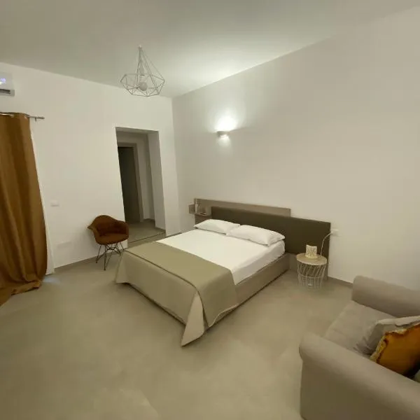 ViaMazzini24-Suite, מלון באבטראנה