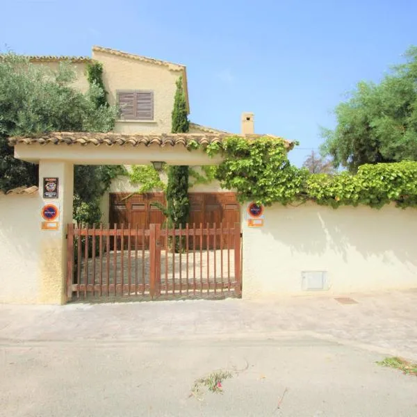 Chalet CasaTuris en Urb. La Font Sant Joan d´Alacant CH102, מלון בסן חואן דה אליקנטה