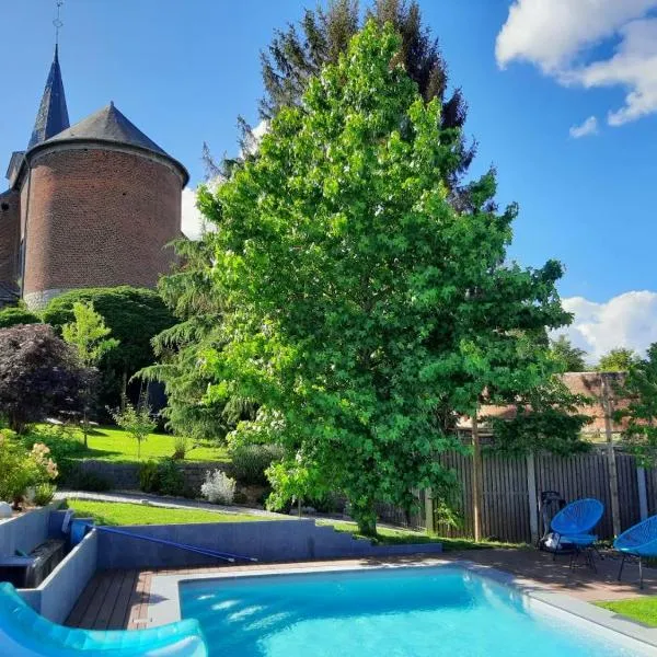 Au pousseux d'église, hotel v destinaci Havay