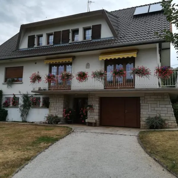 L'Orée du Bois, hotel em Bains-les-Bains