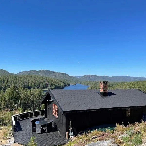 Utsikten - cabin with a great view, hotel v destinaci Drangedal