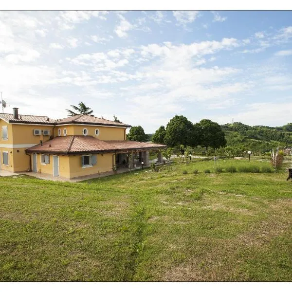 Bed & Breakfast Montesterlino, hotel in Borello