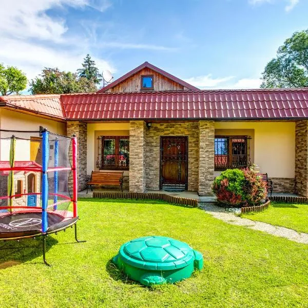 Apartmanovy dom Cottage, hôtel à Liptovský Ján