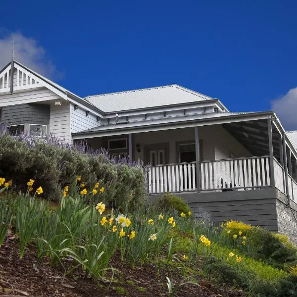 House on the Hill Bed and Breakfast、ハオンビルのホテル