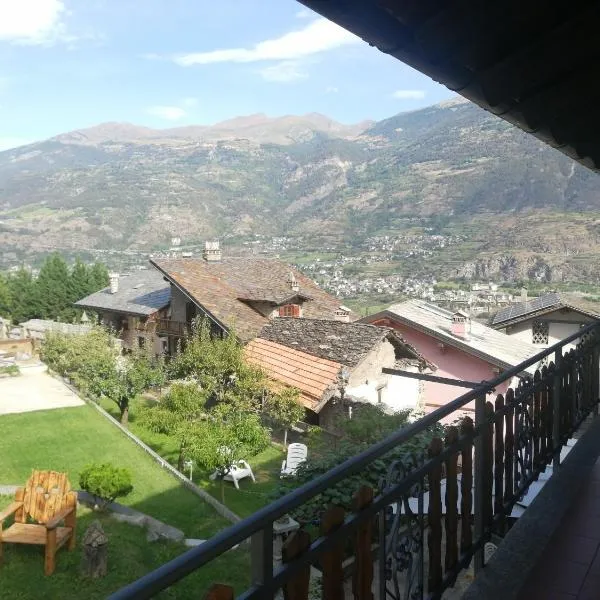 MAISON BLANC、アイマヴィルのホテル