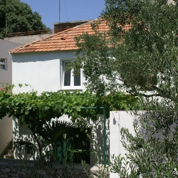 Apartments with parking space Vodice - 4192, hotel v destinaci Vodice