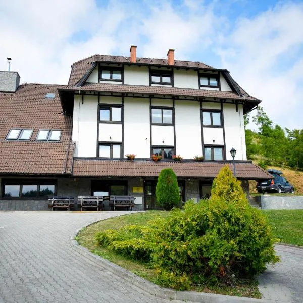 Villa Mramor, hotel i Brzeće