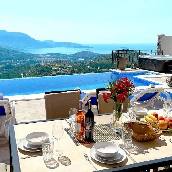Luxury Villa Stone with Private Pool and Jacuzzi near Dubrovnik, hotell i Ivanica
