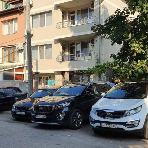 Нашата къща "our house", hotel a Pomorie