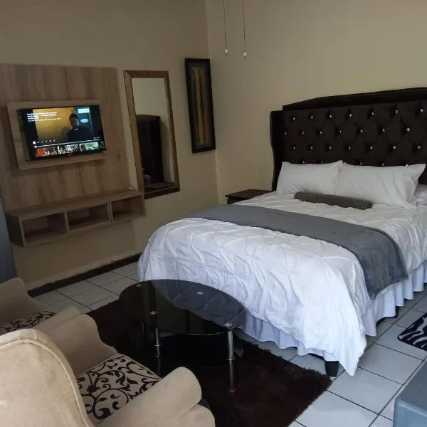 Mighty Seven Bed & Breakfast, hotel em Akasia