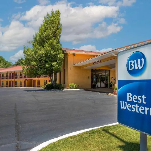 Best Western Benton Inn, hotel v destinaci Benton