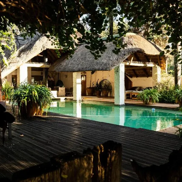 Hakunamatata Lodge & Health Spa/ Wedding & Conference venue, hotel in Muldersdrift