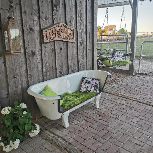 Lavendelmond Glamping, hotel in Barntrup