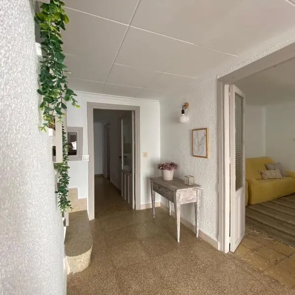 Vivienda Rural EL CERRO, hotel in Siles