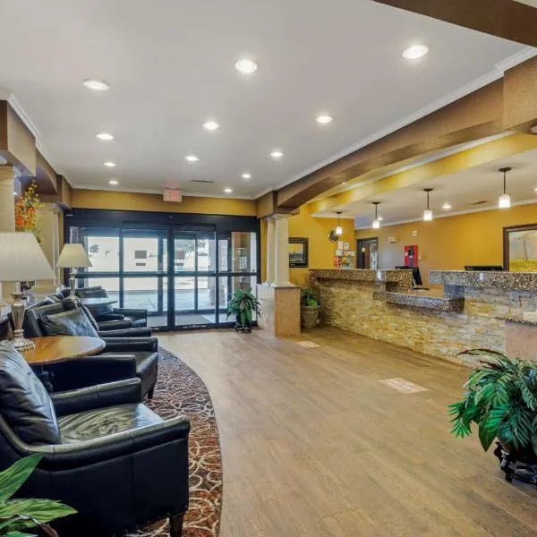 Best Western Plus Red River Inn, hotel v destinaci Clarendon