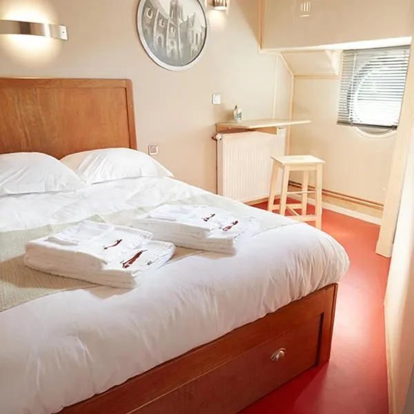 Péniche Daphné's, hotel v destinácii Auvers-sur-Oise