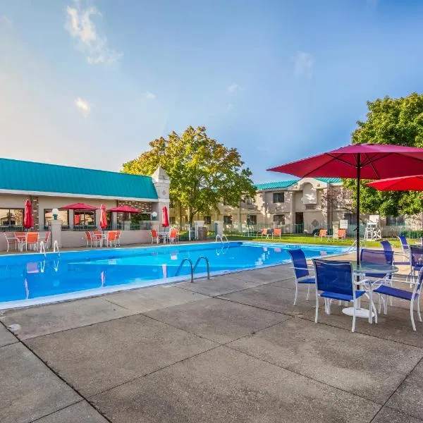 Cayuga Blu, khách sạn ở Ithaca