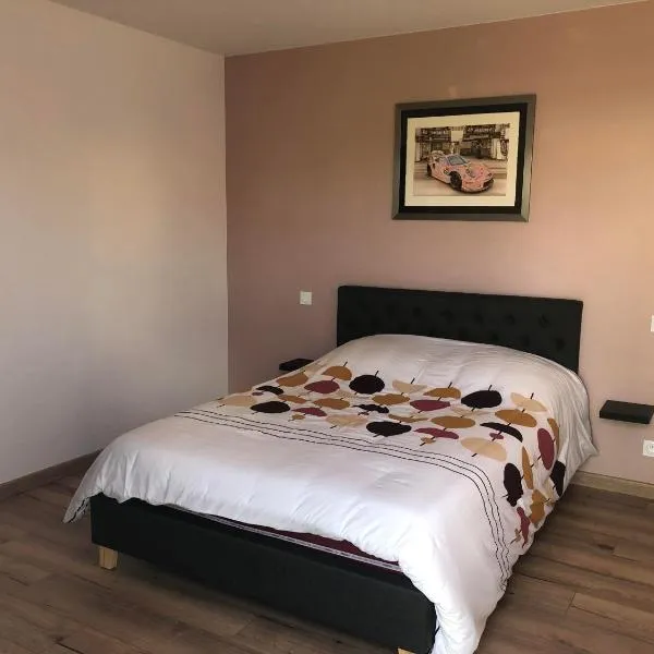 Chambre privative avec spa, hotel v destinácii Louplande