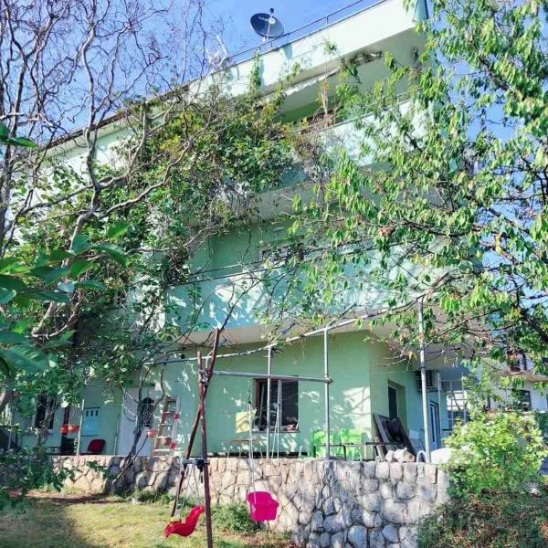 Green house, viešbutis mieste Čavle