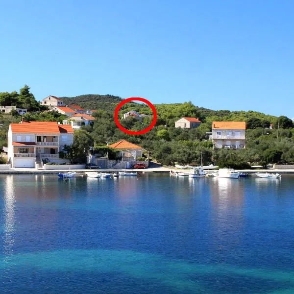 Rooms with a parking space Lumbarda, Korcula - 9299, hotel in Lumbarda