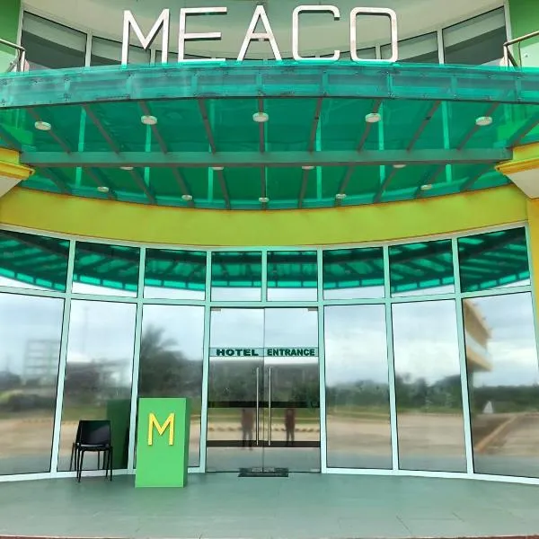 Meaco Royal Hotel- Aparri, hotel v destinaci Camalaniugan