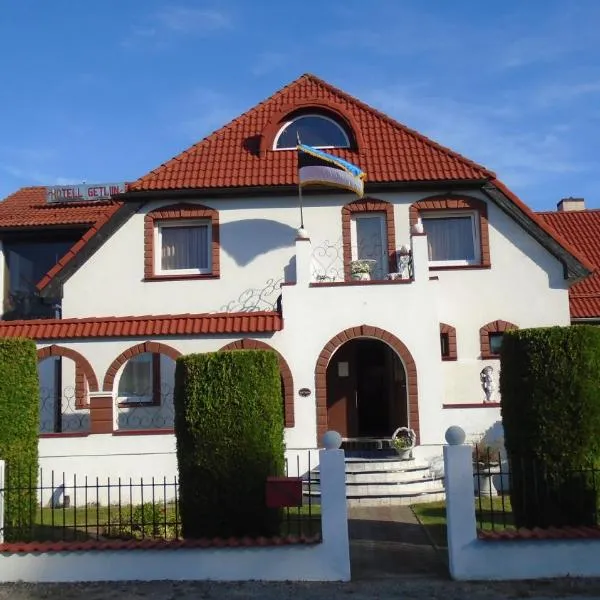 Hotel Getliin، فندق في Saku