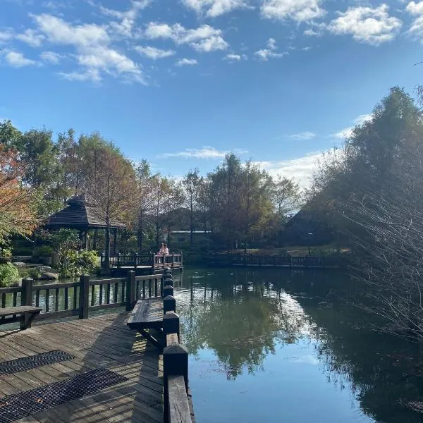 汎水淩山花園民宿，佳林村的飯店