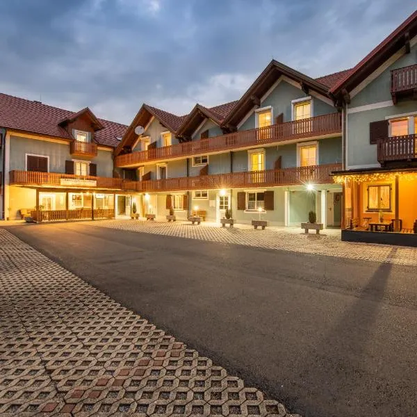 Hotel Altneudörflerhof, hotel di Bad Radkersburg