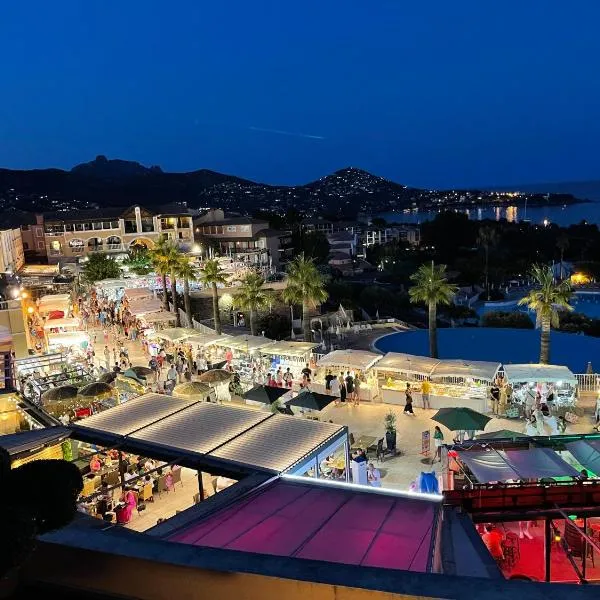 Village Cap Esterel duplex vue mer centre, hotel di Agay - Saint Raphael
