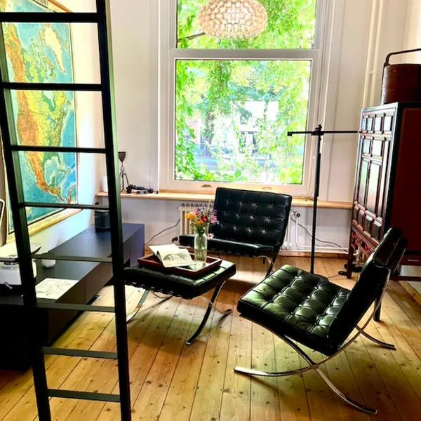 La bellétage by Agelandkaai be with Free Parking, хотел в Гент