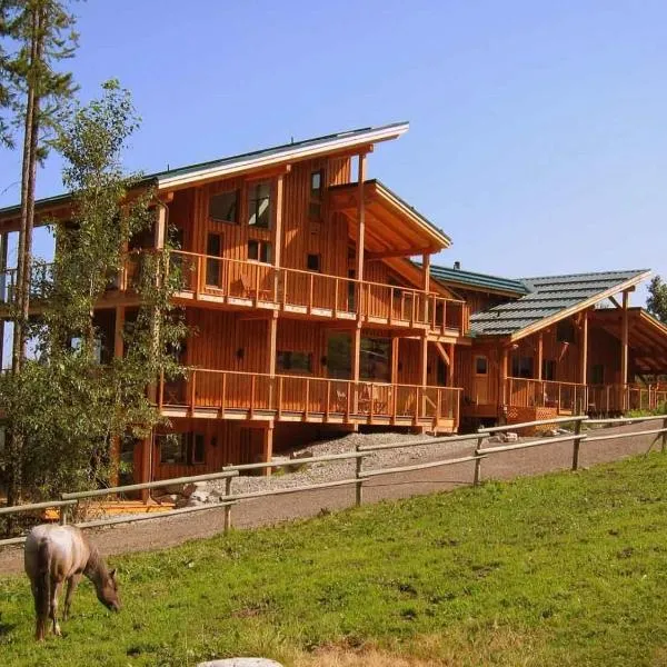 Myra Canyon Lodge – hotel w mieście Kelowna