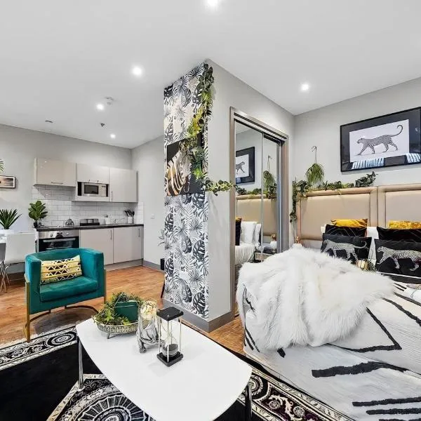 Boho Jungle - Luxury 1bed Apt- Long stay Discounts, hotel in Kent
