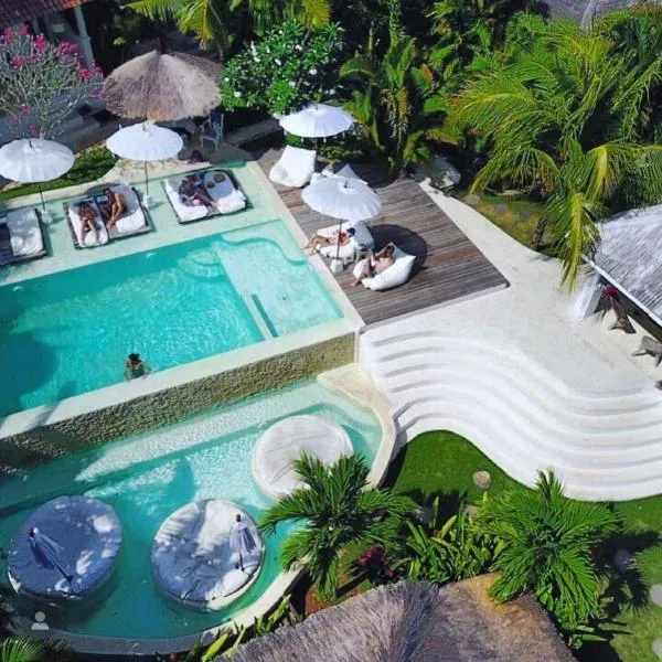 Sal Secret Spot, מלון באולוואטו