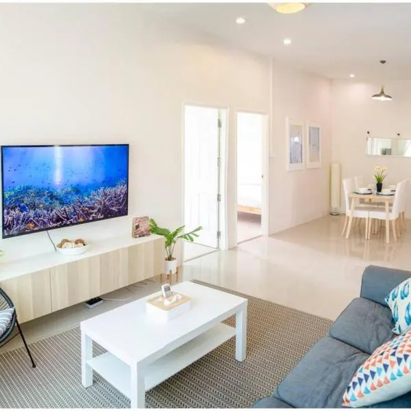 100sqm 2 bed apartment Sukhothai City โรงแรมในBan Khlong Takhian