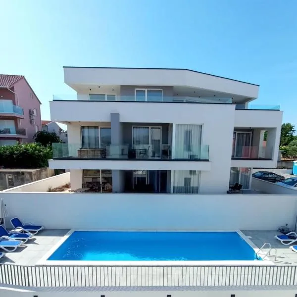 Villa apartment Laganini, hotel sa Okrug Gornji