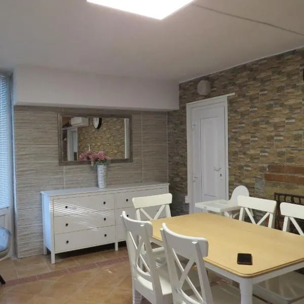Szitakötő vendégház, hotel v destinaci Mártély