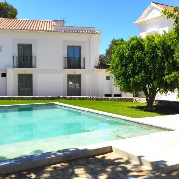 Hostal Residencia Alma, hotel v destinaci Port d'Alcúdia