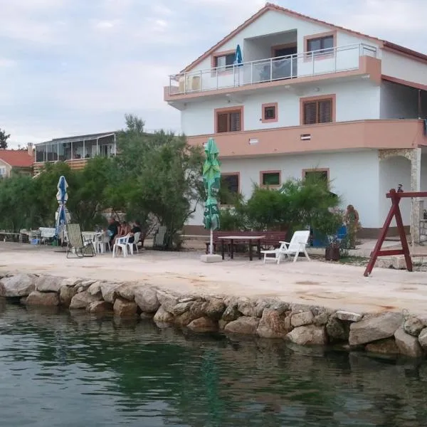 Apartments and rooms by the sea Nevidjane, Pasman - 11902, hôtel à Pašman