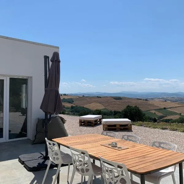 Casa Al Fianco - Brand new house with a breathtaking view, hotel in Petacciato