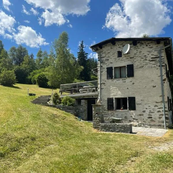 Poschiavo Maiensäss auf 1400m, hotel v destinaci Le Prese