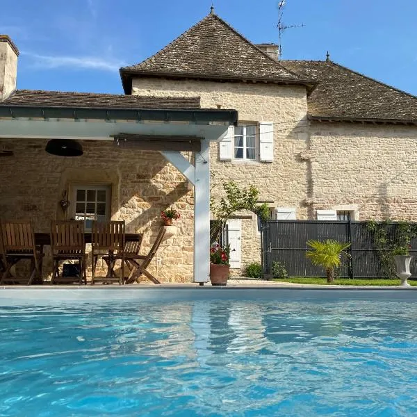 Le pigeonnier de Saint-Loup Bed and Breakfast, hotel di Saint-Loup-de-Varenne