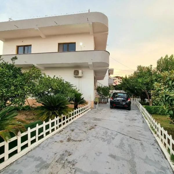 GUEST HOUSE VILA ELEZI, hotel in Durrës