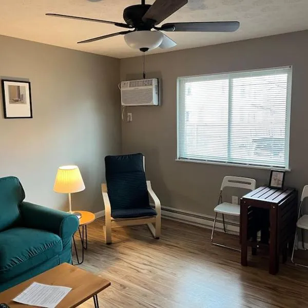 Carter #4 Two bedroom unit near Xavier Downtown, hotell i Cincinnati