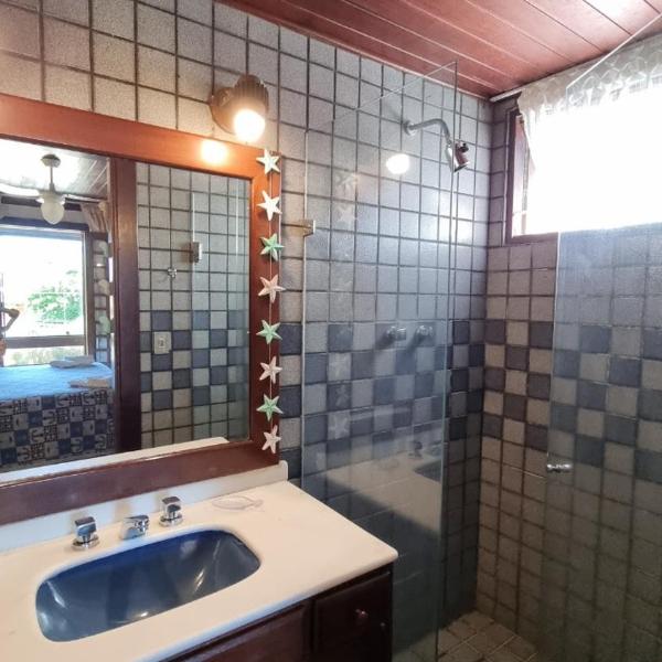 Casa 10 suítes, até 64 pessoas, Praia Ferradura - Foto 3