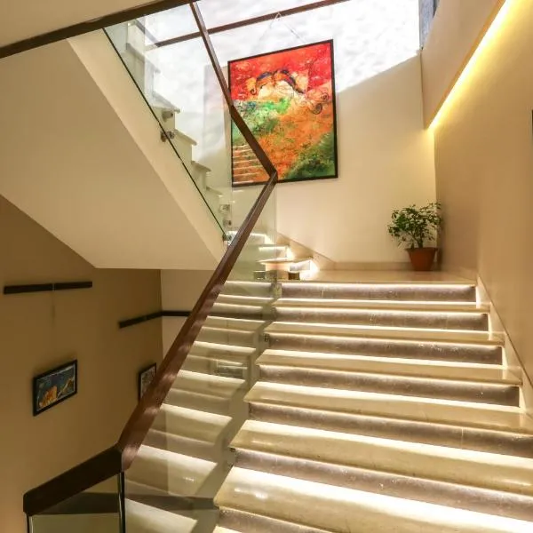 Hotel Icon photo 2