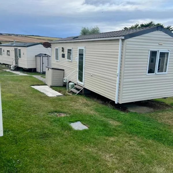 Oakley Newquay Bay Resorts, Hotel in Porth