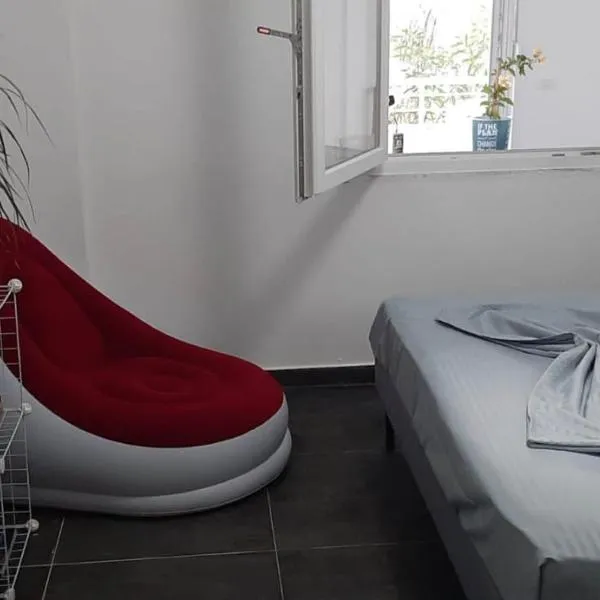 Kingu's Apartment, hotel v destinaci Golem